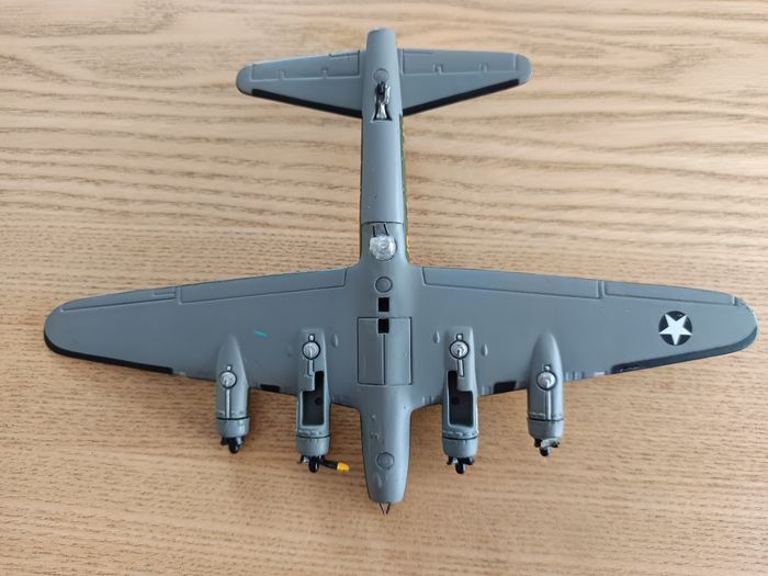 Lot de 2 avions miniatures - photo numéro 5