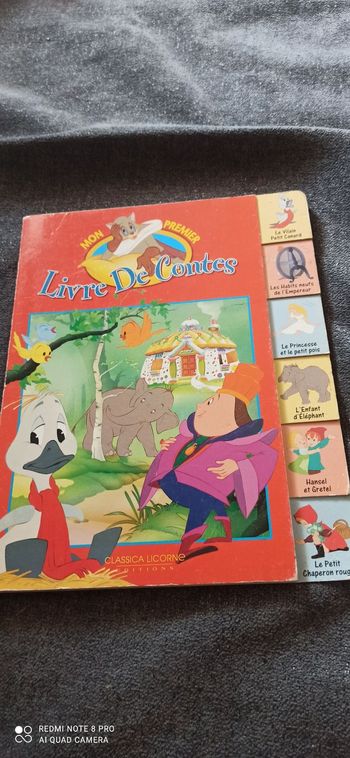 Livre mon premier livre de contes