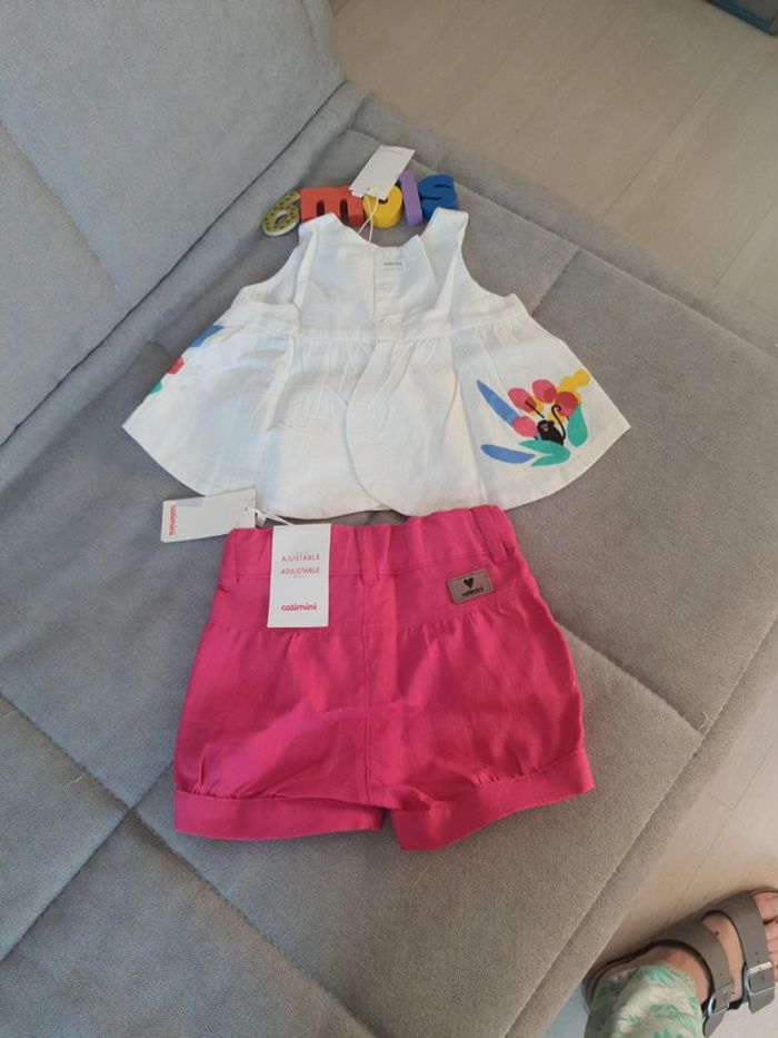 Ensemble top et short Catimini taille 6 mois neuf avec étiquettes - photo numéro 2