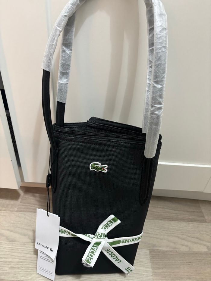 Sac Lacoste - photo numéro 3