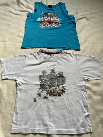 2 tee-shirts 8 ans