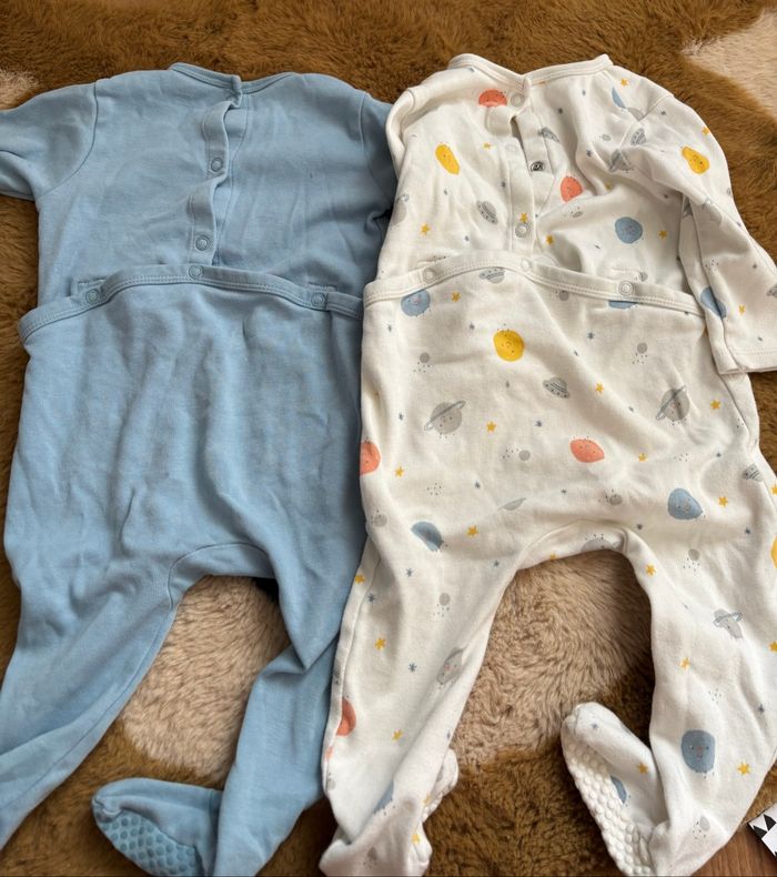 Lot de 2 pyjamas fin planète TEX t.12m - photo numéro 5