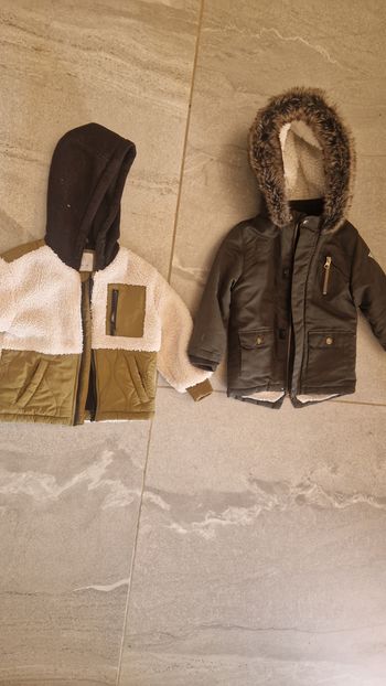 Lot veste chaude et manteau 18/24mois