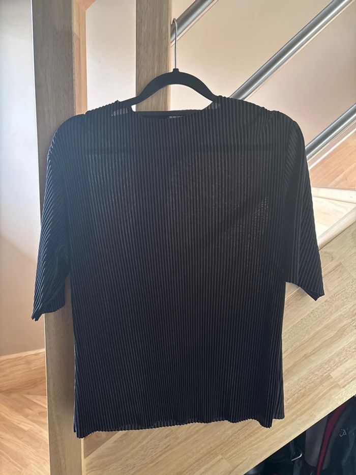 Tee shirt