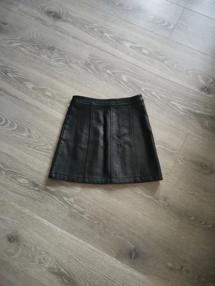 Jupe simili - photo numéro 3