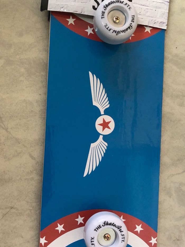 Porte manteau skateboard - photo numéro 6