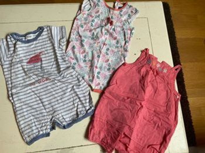 Lot de vêtement fille de 0 à 12 mois - photo numéro 4
