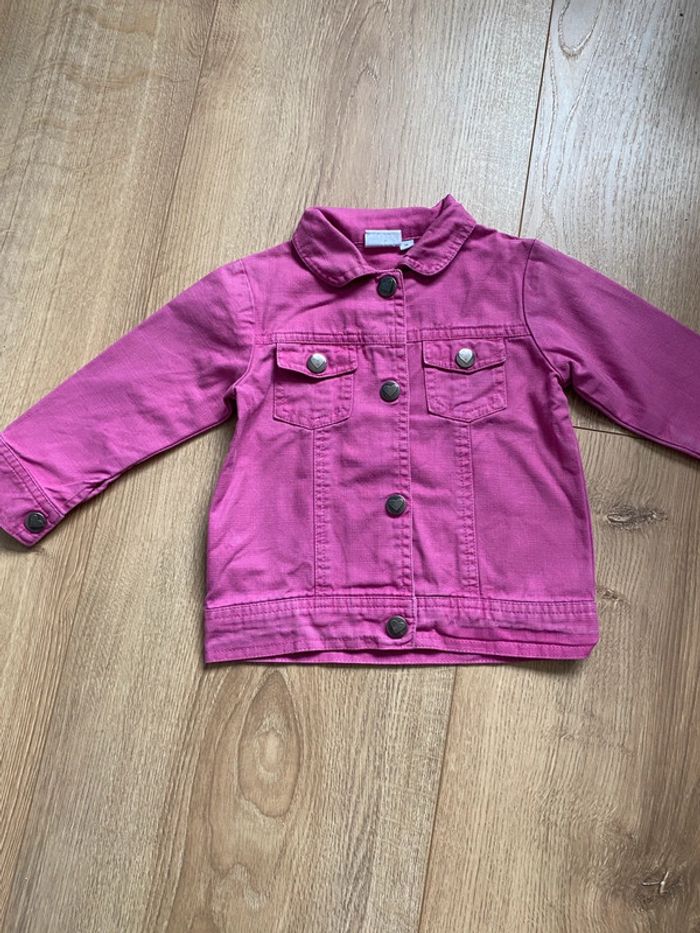 Petite veste en jean rose fuchsia