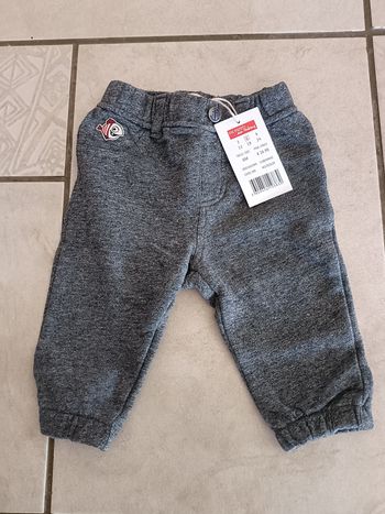 Pantalon jogging du pareil au même dpam 6 mois neuf