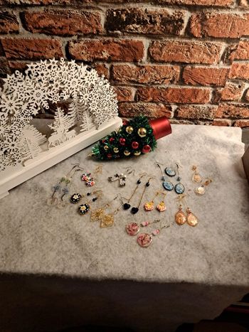 Lot de boucles d'oreilles pendante multicolore artisanale