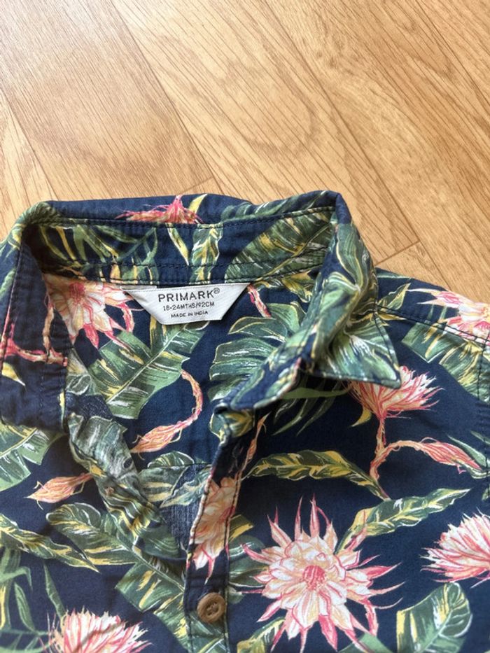 Chemise fleurie 2 ans - photo numéro 2