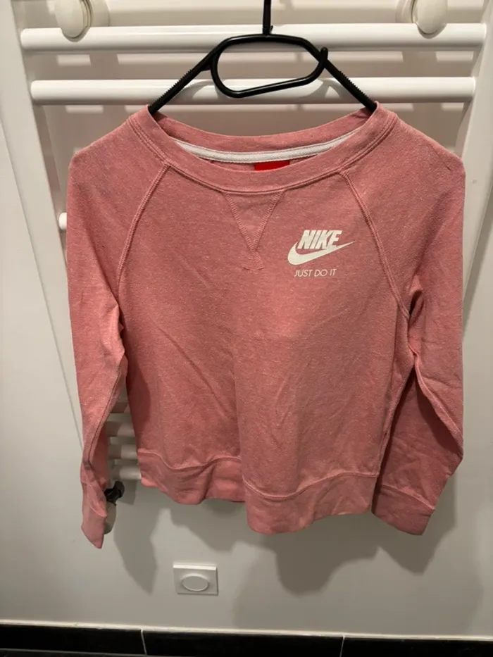 Pull Nike