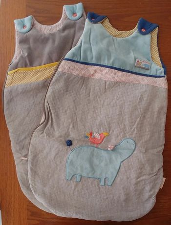 Lot de 2 gigoteuses bébé Moulin Roty, collection les Papoum