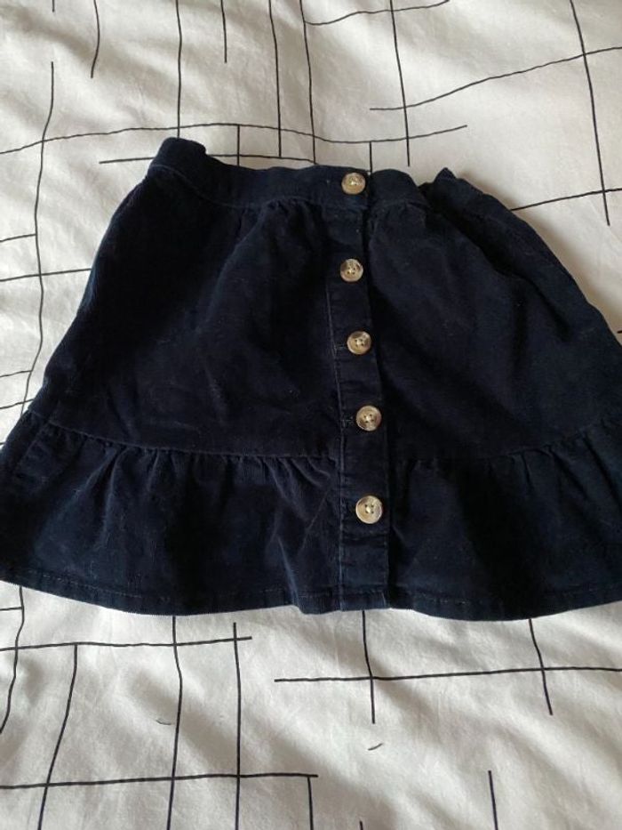 vends jupe kiabi taille 6 ans
