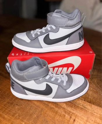 Baskets Nike P.33,5 Neuves unisex