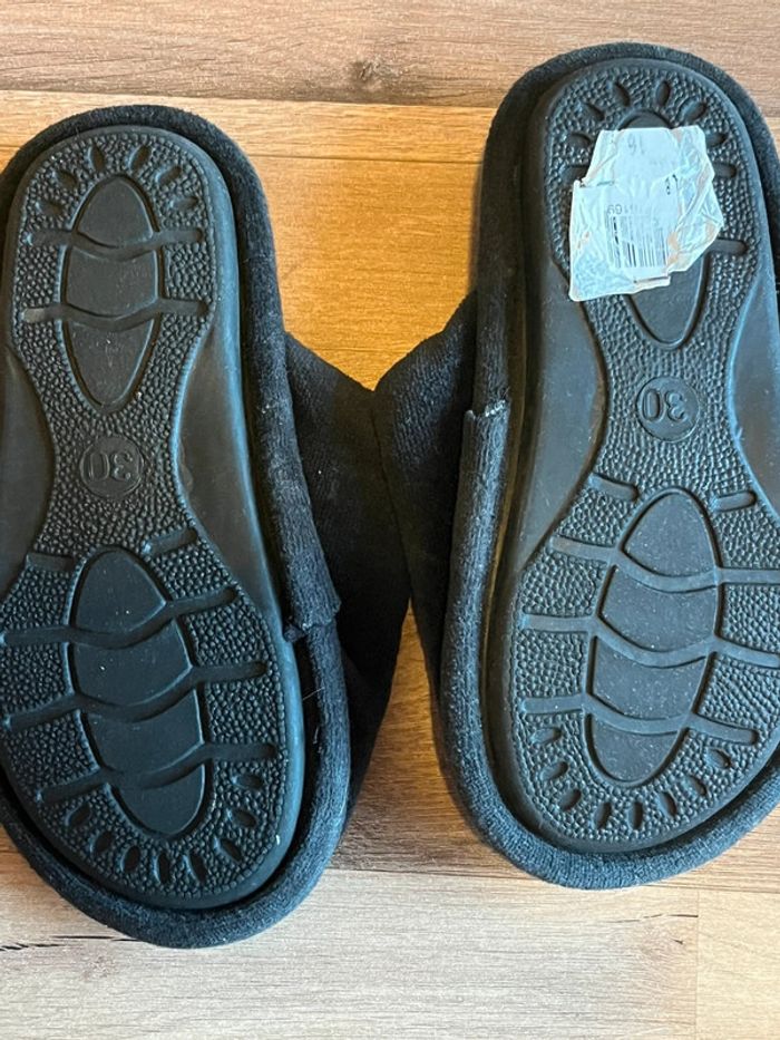 Je vend des pantalons garçons enfants neuf pas utilisé - photo numéro 3