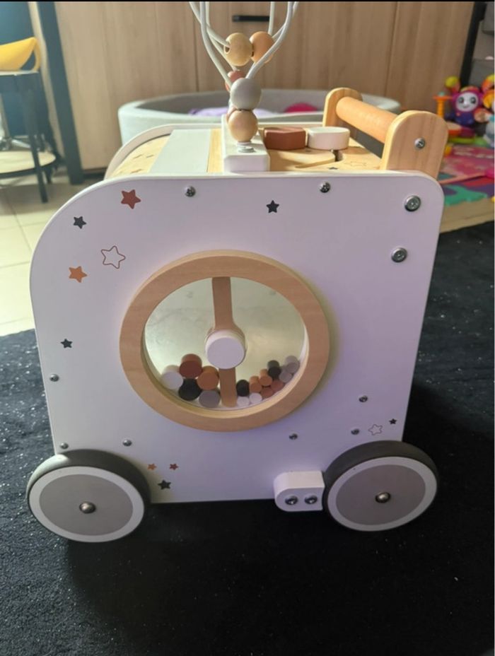 Chariot de marche vertbaudet