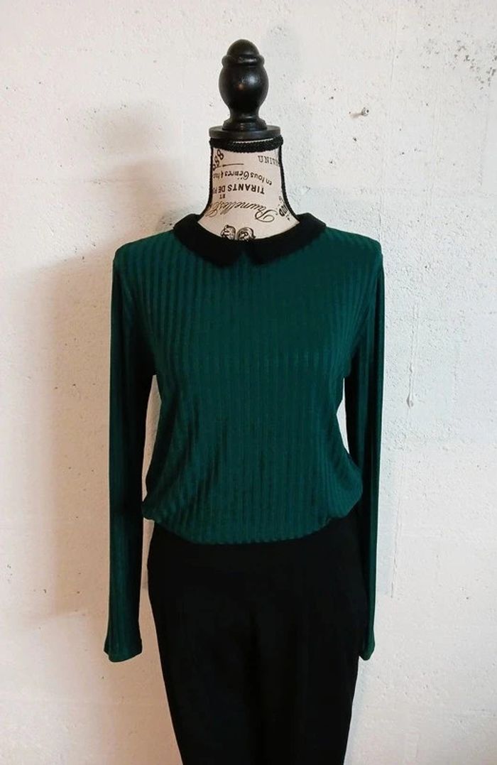 đ Haut fluide vert foncĂ© col noir â Kiabi â Taille 40/42 â TrĂšs bon Ă©tat
