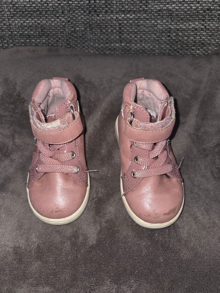 Chaussures/basket/bottine fille rose 20