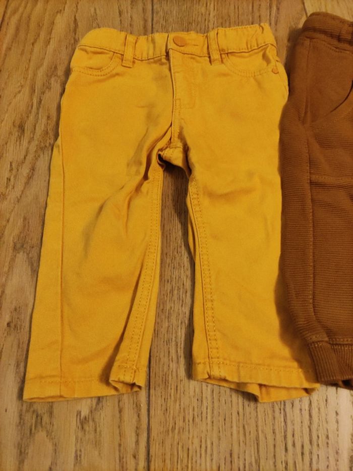 Lot pantalons 9 mois - photo numéro 2