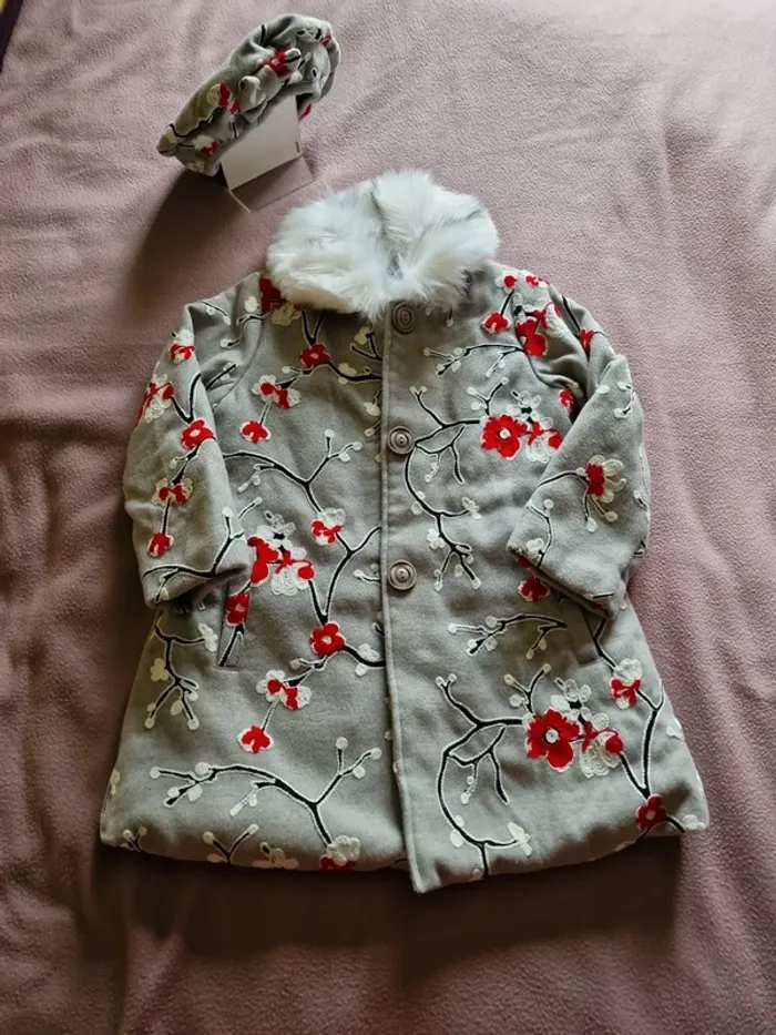 Manteau avec béret