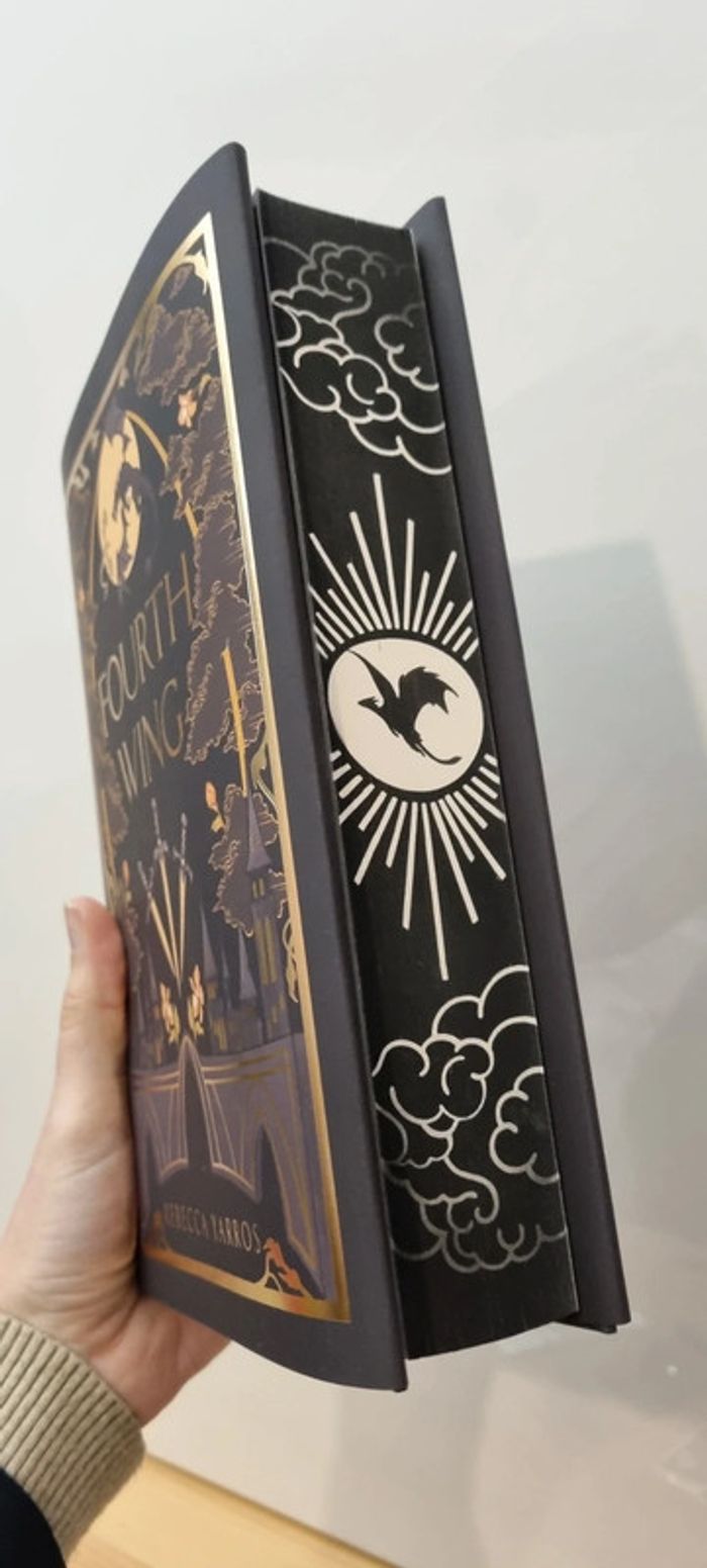 Fourth Wing special English eddition + limited Dust Jacket  + Goodies - photo numéro 3
