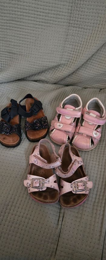 3 paires sandales 22