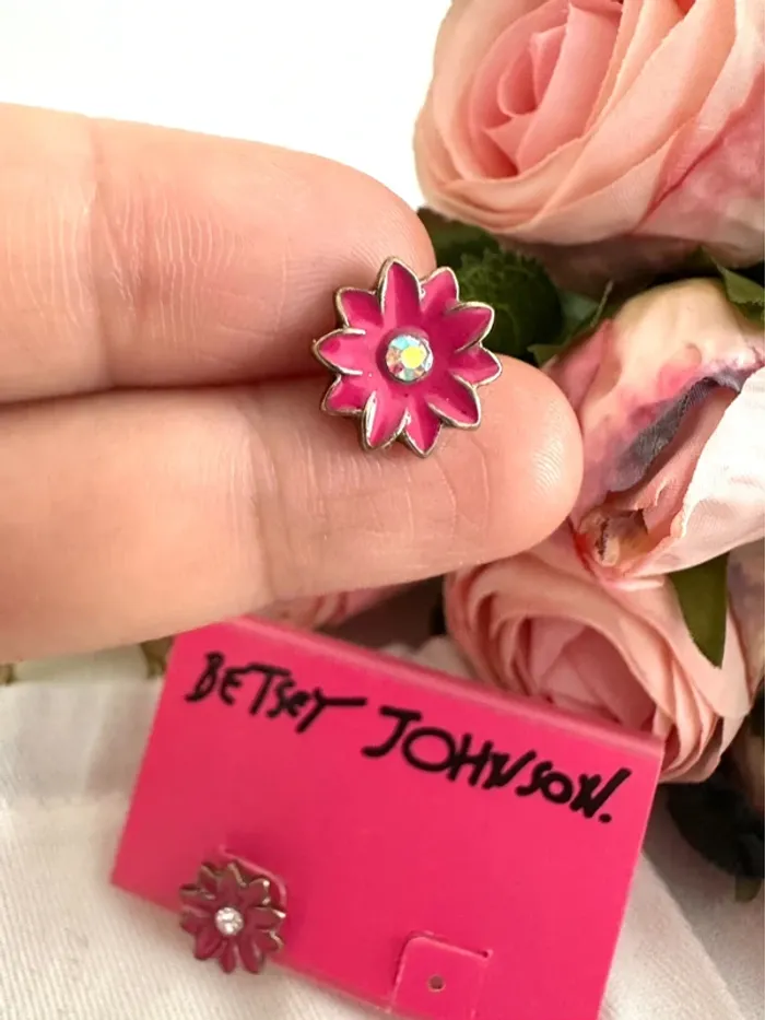 Boucles d’oreilles Betsey Johnson fleurs roses à strass - photo numéro 2