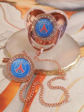 Tétine rose gold paris saint germain