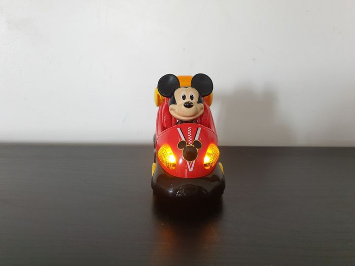 Tut tut bolide Disney "La magi voiture télécommandée de Mickey" VTech - photo numéro 6