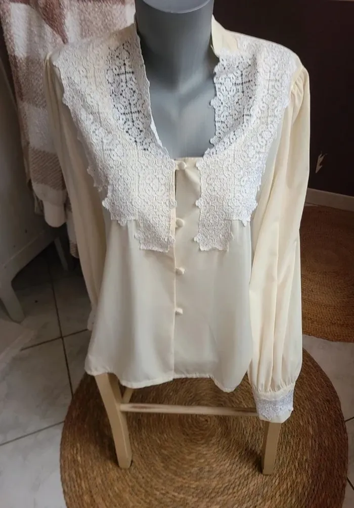 Belle blouse vintage 42