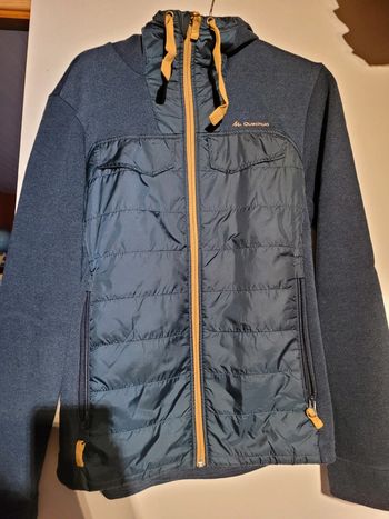Swaeat à capuche