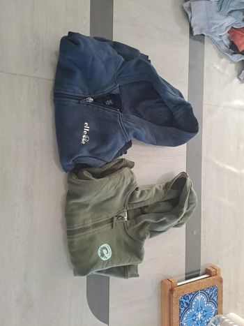 Lot de vestes enfant