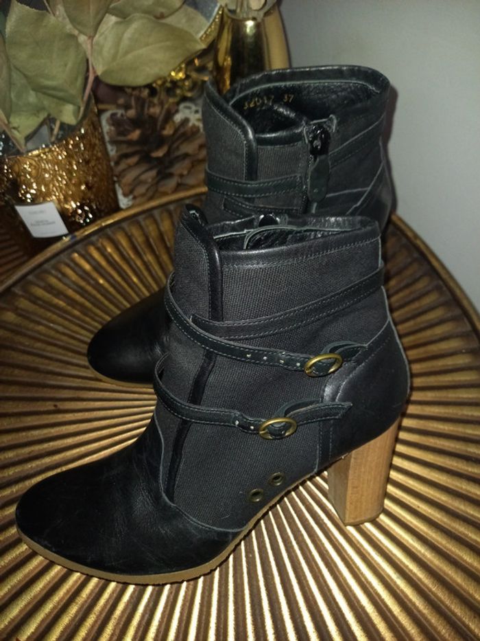 Bottines noires Vanessa Bruno pointure 36.5 - photo numéro 2