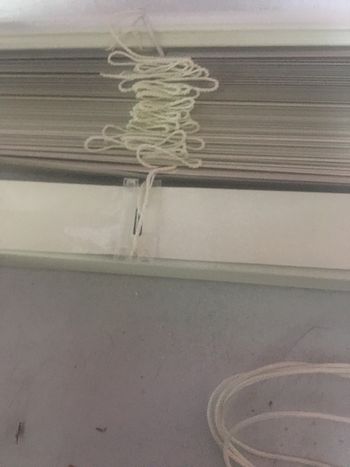 Lot de 2 stores alu couleur plâtre 1m x1,60