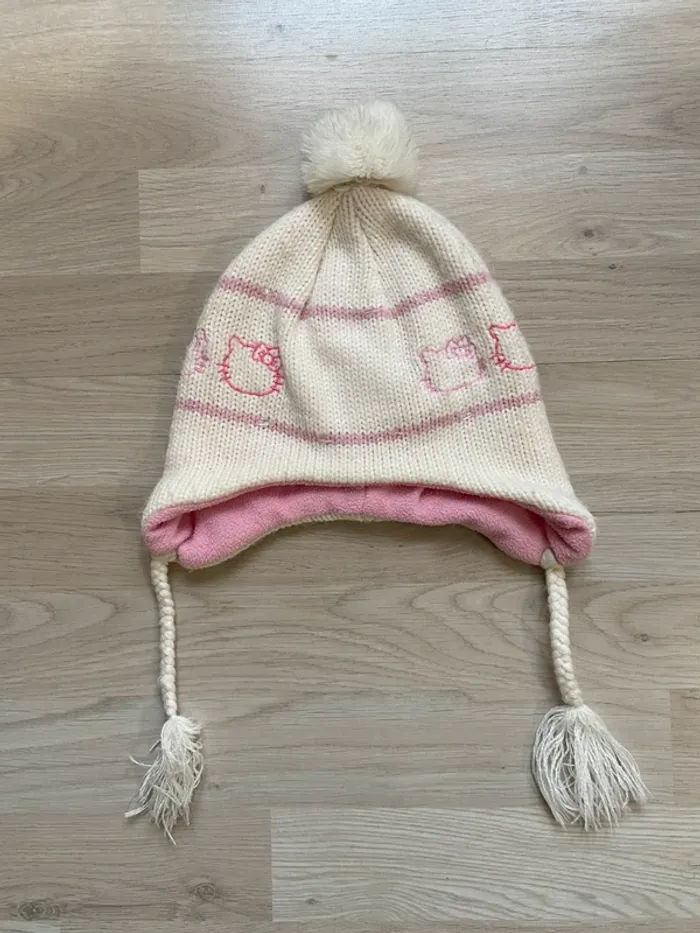 Bonnet blanc Hello Kitty Taille 56 - photo numéro 3