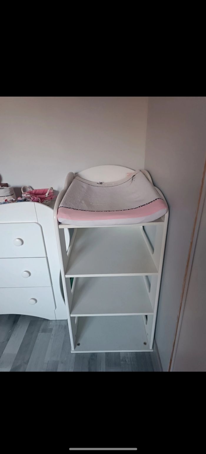 Chambre complète(lit, armoire, commode, table à langer) Aubert Iris/Altea en bois blanc - photo numéro 4