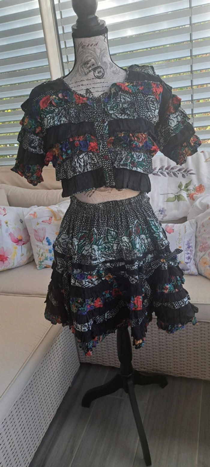 bel ensemble à froufrou vintage