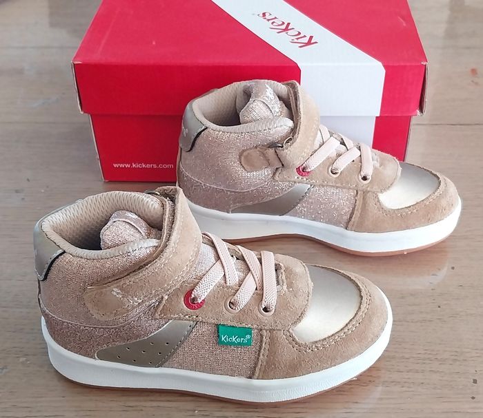 Baskets fille kickers pointure 24 neuves - photo numéro 3