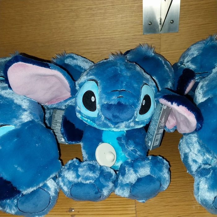 Pick-up Stitch big feet Disney