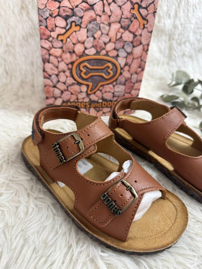 Paire de sandales Stones and Bones taille 33 - photo numéro 3
