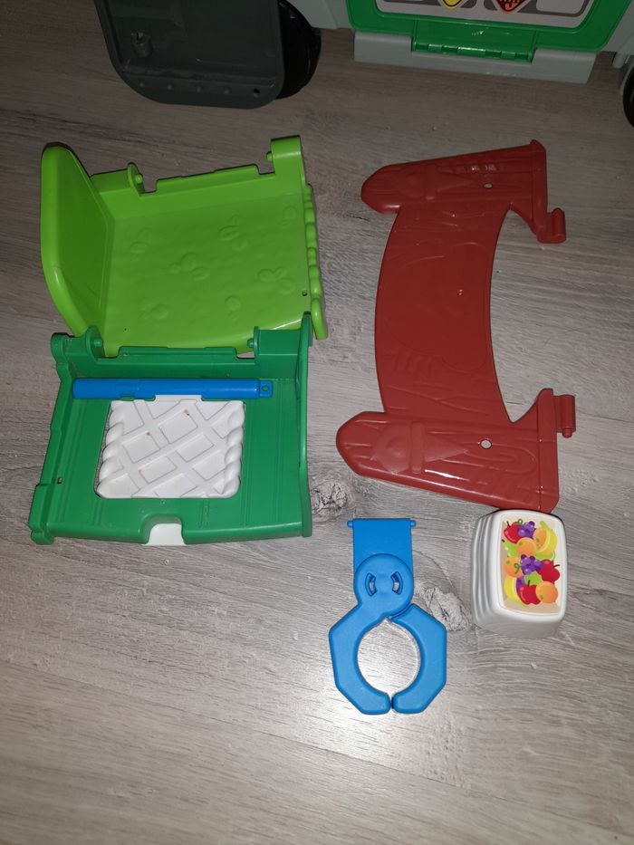 Tut tut copains super camion SOS Dino - photo numéro 4