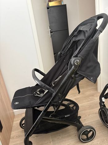 Poussette cybex avec adaptateur siège auto