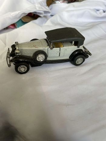 Voiture Cadillac Yatming