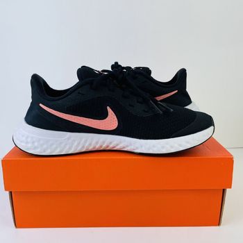 Nike révolution 5 GS 