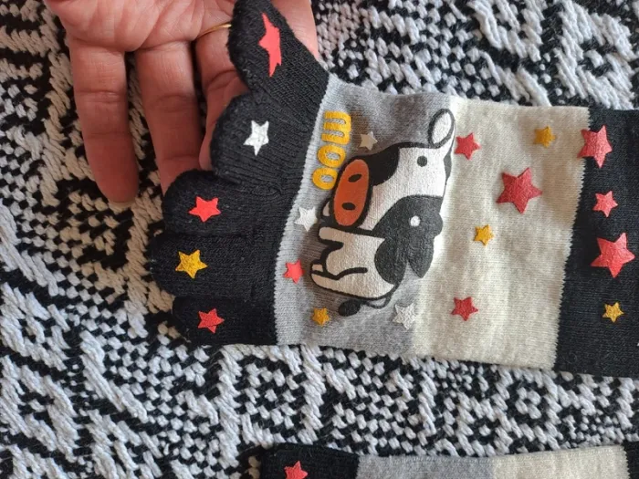 Chaussettes doigts de pieds neuves vache TU - photo numéro 2