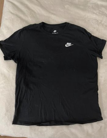 T-shirt noir NIKE