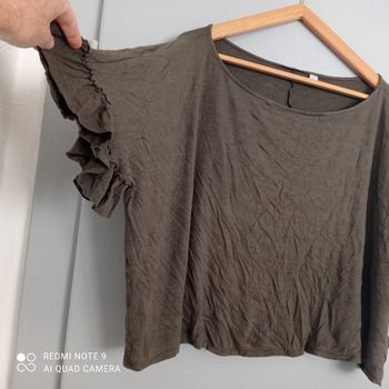 T-shirt kaki t42