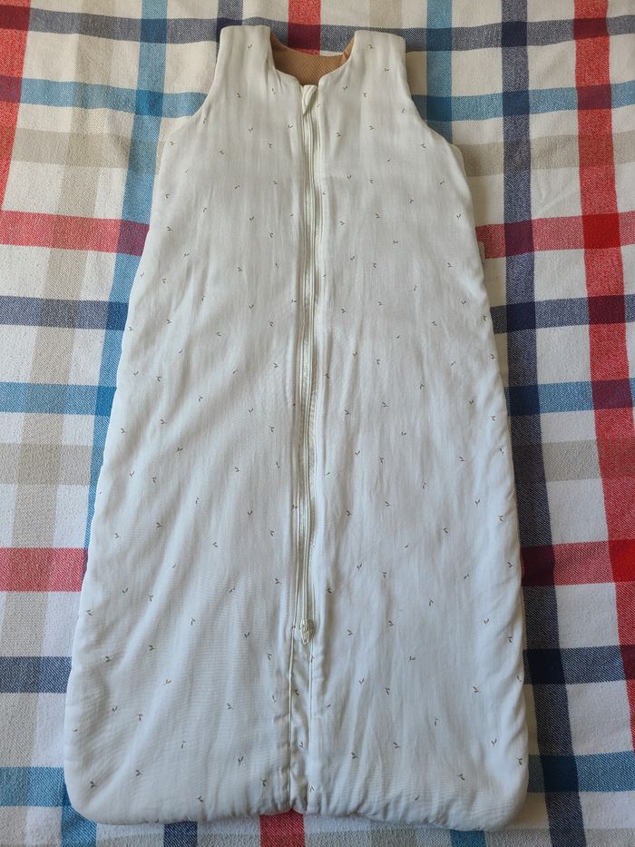 Jolie gigoteuse Cam Cam Copenhagen motif design minimaliste