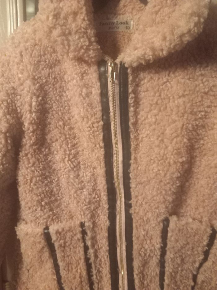 Manteau rose et noir taille 10 ans - photo numéro 4